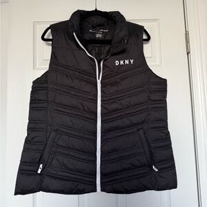 DKNY BLACK PUFFER VEST